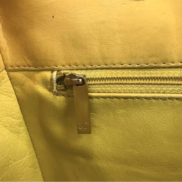 4500$ Chanel chocolate Bar Black Patent Leather Calf Skin - Picture 8 of 9